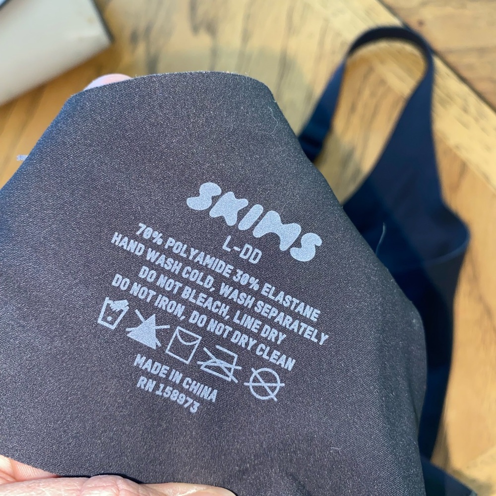 Skims Black Bra - image 5